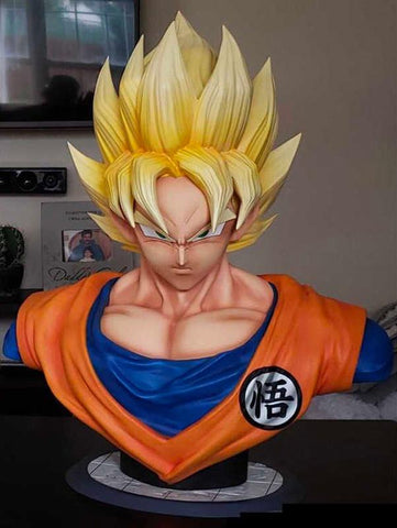 Figurine Collector </br> Buste Goku