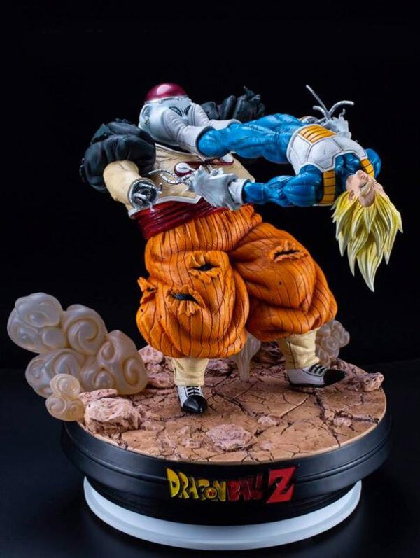 Figurine Collector </br> Vegeta vs C-19